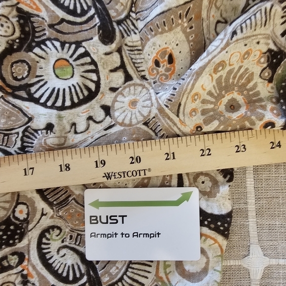 Chico's Size 3 100% Linen Paisley Tan Ocean Blazer - Picture 9 of 10